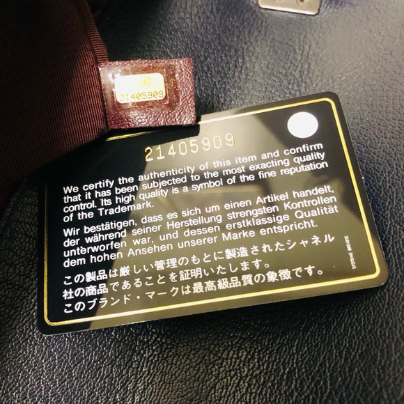 100% Authetic Boy Chanel Handbag Medium - Color : : Navy - Picture 10 of 16